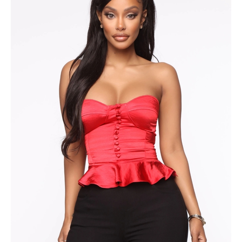 Sleaveless crop top